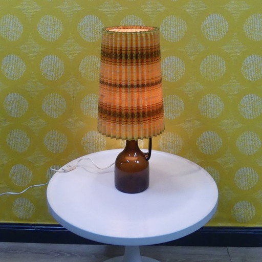 Table lamp 70s amber glass base light yellow patterned pleated shade vintage retro seventies space age flower power