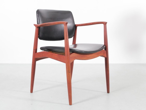 Image 1 of Paar Scandinavische teakhouten fauteuils model 66