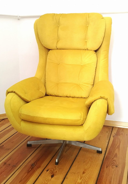 Vintage Swivel Chair From Up Závody / Rousinov, 1970S