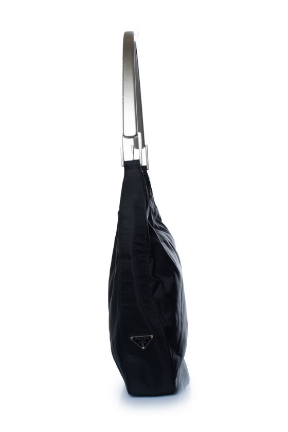 Borsa Prada con manico superiore in nylon e metallo. – Borse a spalla (photo 5 of 11)