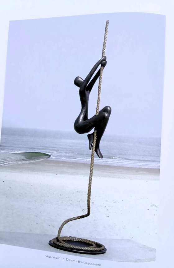 Image 1 of (W029) Update Art Magazine 2006 – Jean-Claude Ghenassia | Iconic Cube cover