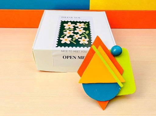 Broche en bois géométrique abstraite Art Déco faite à la main