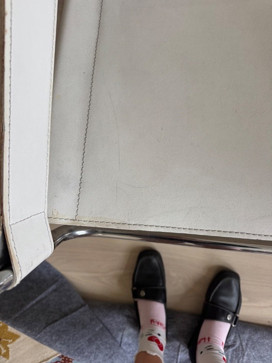 Image 1 of wasilly lounge chair white leather