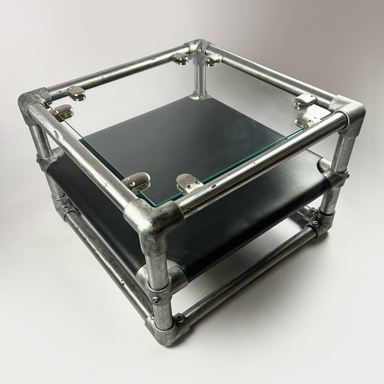 Image 1 of Tavolino industriale a trifoglio