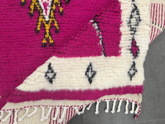 Image 1 of Berber Rug - 311 cm x 204 cm - pink and white Wool
