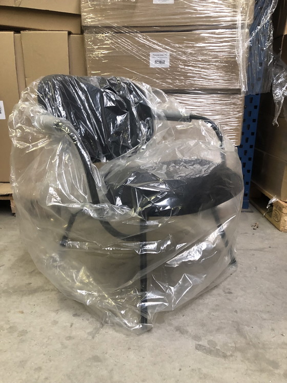 Image 1 of Unique design black armchair Richard Hutten model PI