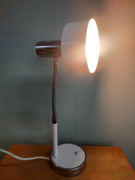 Image 1 of Lampe de table vintage (stilux) blanc/chrome 1960s-70s