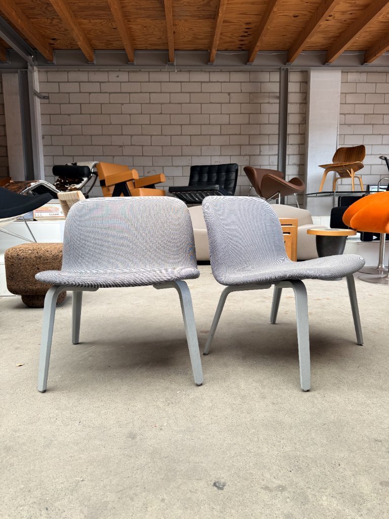 Muuto Visu Lounge chair (2x) | €175 | Whoppah