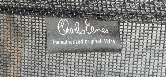 2 Vitra CharlesvEames Ea108 Sedie da ufficio – Alluminio, Tessile (photo 7 of 10)