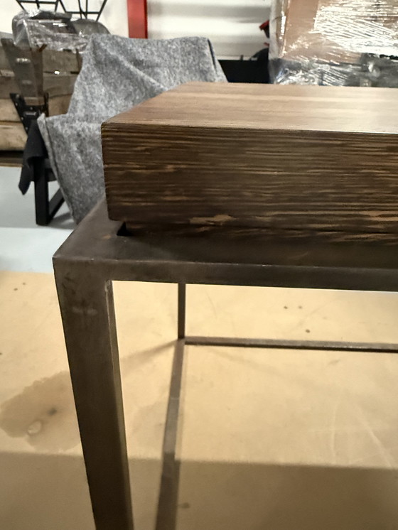 Image 1 of Wengé Houten Sidetable, Op Dun Stalen Frame