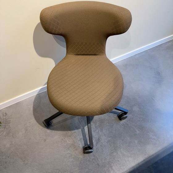 Image 1 of Vitra Pivot bureaustoel