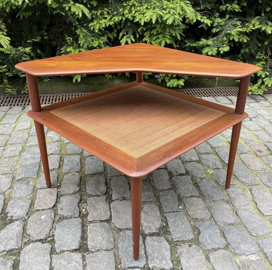Image 1 of Une Table d'Angle par Peter Hvidt, Danemark, 1960's
