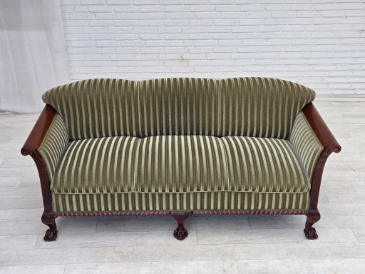 Deense driezitsbank uit de jaren 50, groene meubelvelours, teakhout.