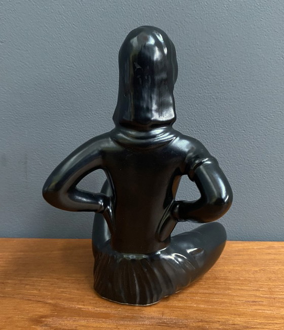 Image 1 of Figura de cerámica negra de una niña sentada de Jema, años 60, modelo 231
