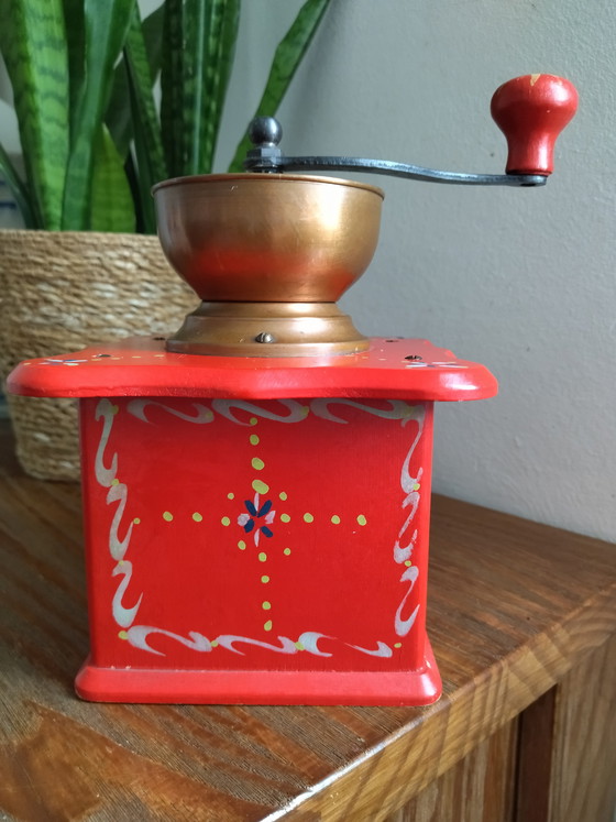 Image 1 of Retro coffee grinder