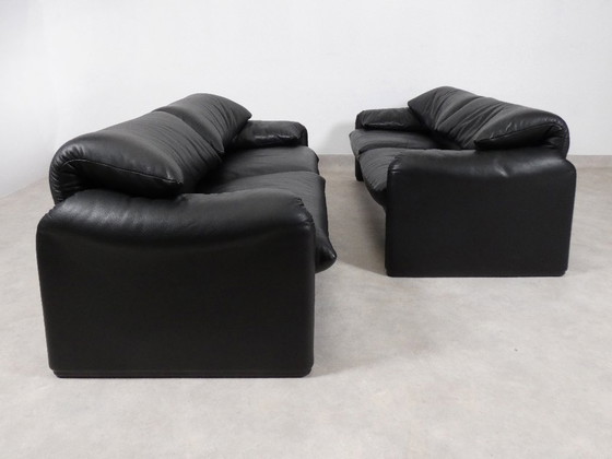Image 1 of Set di 2 Cassina Maralunga 2,5 posti - pelle nera
