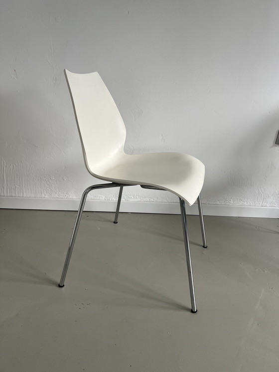 Image 1 of Maui Chairs Set Of 4 White Kartell Vico Magistretti