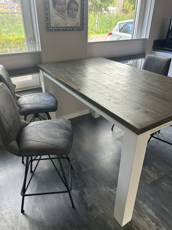 Tavolo da cucina alto H&H con sedie girevoli Xoon – Tavoli da pranzo, Wood (photo 9 of 15)