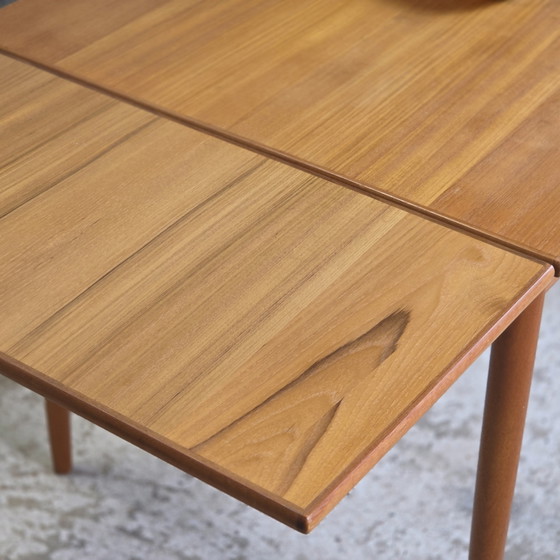 Image 1 of Vintage jaren 60 verlengbare Deense eettafel teak topstaat!