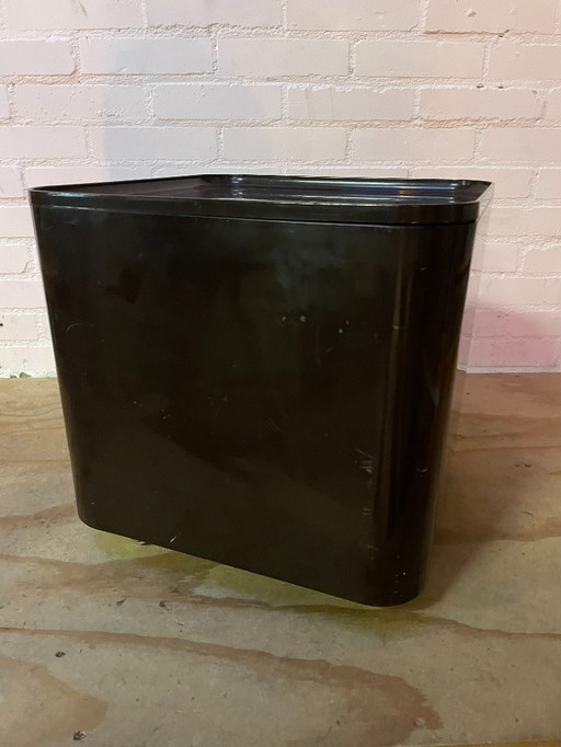 Conception de chariot vintage. Marcello Siard 'Dime' (Sirkel)