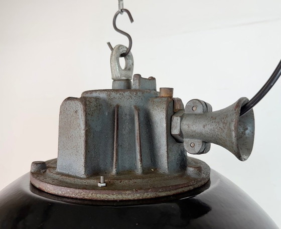 Image 1 of Industriële kooilamp van zwart emaille en gietijzer, jaren 60
