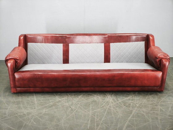 Divano tre posti in pelle rossa danese moderno anni '70, design scandinavo, Divani 3 posti, Legno, Rosso (foto 6 di 15)