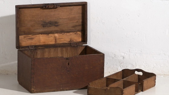 Kleine antike Truhe (ca. 1920) #8 – Kommoden, Rustic (photo 3 of 40)