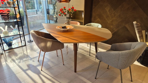 Castelijn RP Dining Table