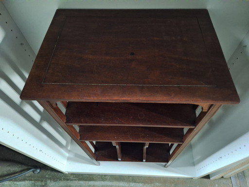 Muziekkabinet mahoniehout.