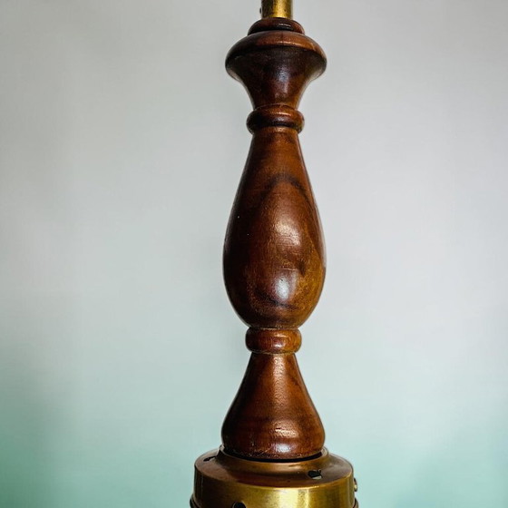 Mid-Century-Modern-Pendelleuchte aus Teakholz und blauem Kunstglas, 1960er Jahre – Pendelleuchten, Wood (photo 9 of 9)