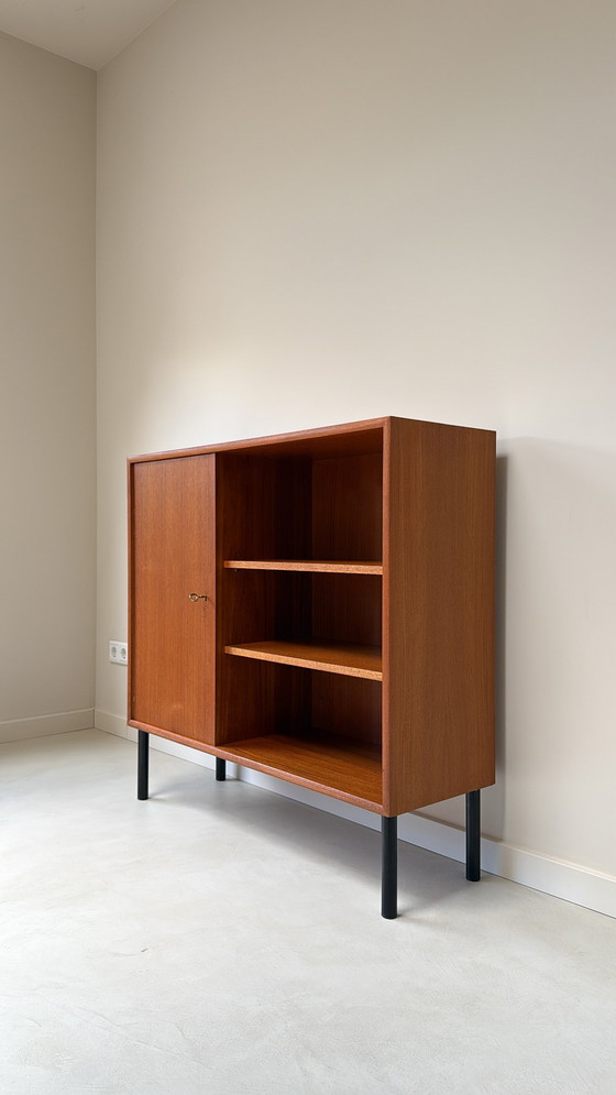 Image 1 of Vintage wooden cabinet with shelves and 1 door