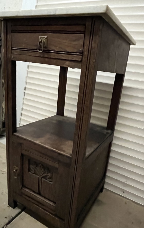 Antique French bedside table with a marble top Height: 82cm Top 40x40cm – Nightstands, Wood (photo 4 of 6)