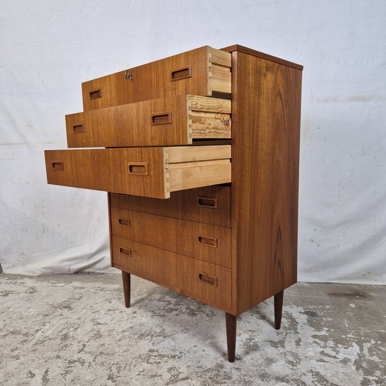 Image 1 of Vintage Deense ladekast, commode jaren 60 teak 6 laden