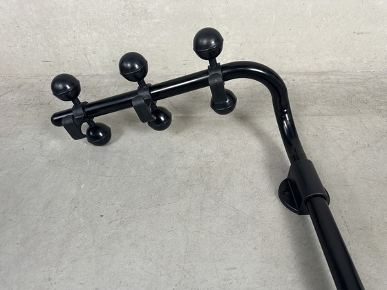 Design Giro Wall Coat Rack - Magis - 1978 – Plastic, Metal (photo 10 of 10)