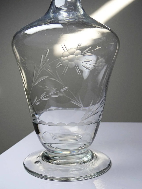 Small antique decanter in engraved Bohemian crystal, early 20th century. – Glass & Decanter, Glass, Vintage (photo 6 of 14)