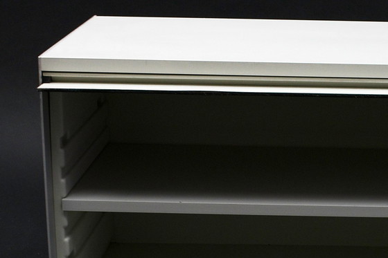 Image 1 of Dieter Rams 606 doos 90cm | Vitsoe lichtgrijs 1960