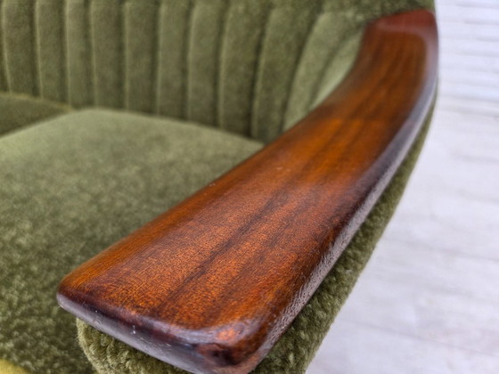 Image 1 of Divano vintage norvegese a 3 posti, anni '70, in legno di teak.