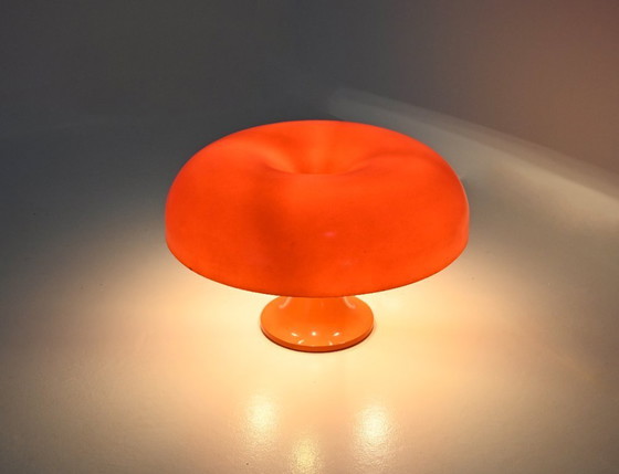Image 1 of Tischleuchte „Nesso“ von Giancarlo Mattioli für Artemide, 1960er Jahre, 1. Auflage