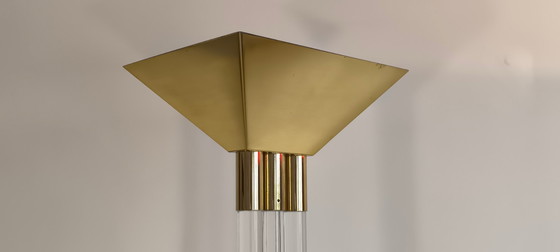 Image 1 of ✨✨ Prächtige und seltene deutsche Stehlampe signiert VEREINIGTE WERKSTÄTTEN aus Plexiglas und Messing ✨✨