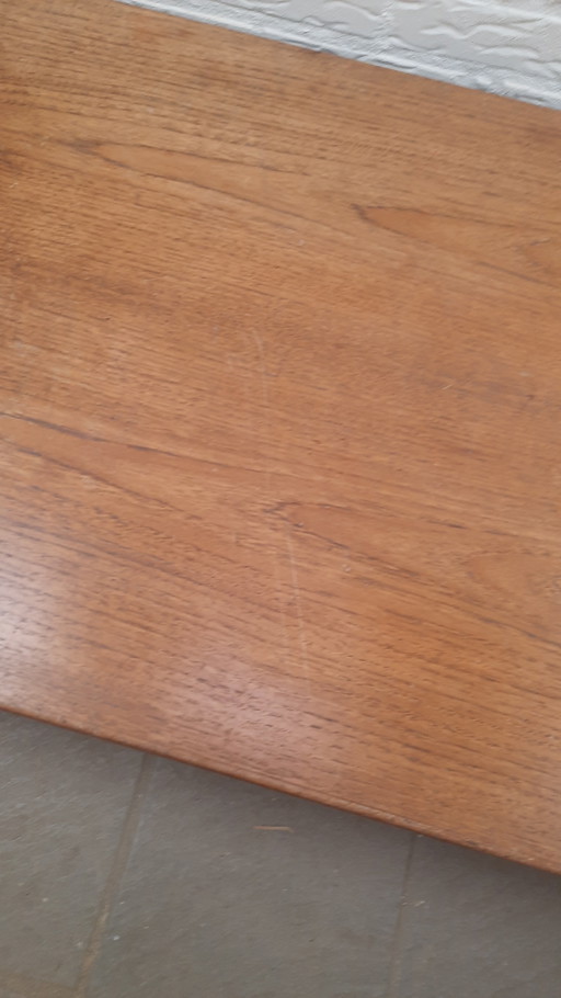 Fristho Coffee table with oak top