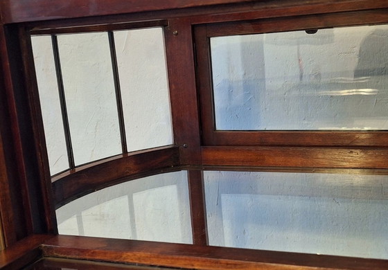 Image 1 of Chariot de service Art Déco en acajou, laiton et verre, 1920