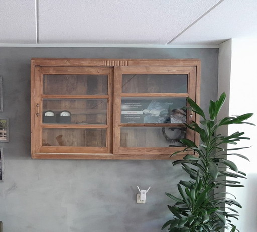 Bellissimo armadio antico autentico