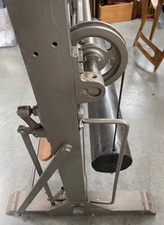 Image 1 of Antique drawing table with counterweight