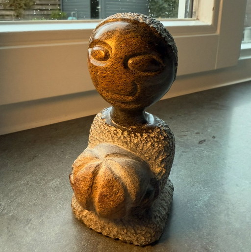 Authentic Shona statue – hand-carved serpentine stone from Zimbabwe (12 cm, 538 g)