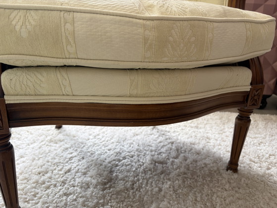 Image 1 of 2 fauteuils classiques