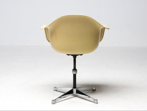 Image 1 of Herman Miller DAX Arm Chair