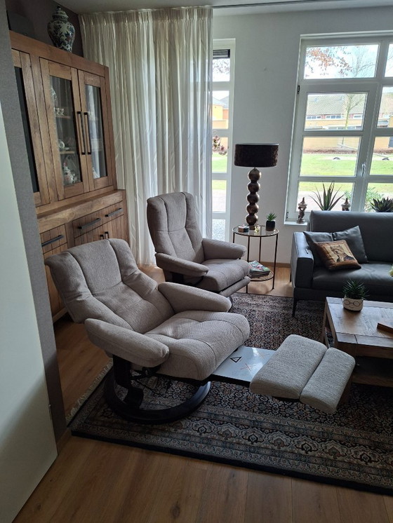 Image 1 of Set Stressless Mayfair Medium Power leg + accu fauleuils met elektrische relax:
