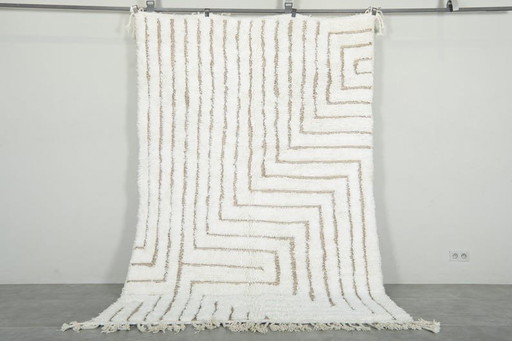 Handwoven white Berber rug, size 150/250 cm