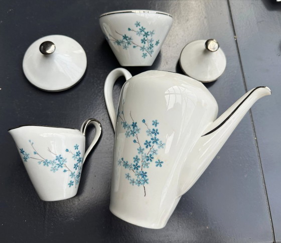 Image 1 of Service à café / thé 24 pièces "Myosotis" porcelaine Sofafils Limoges (années 50/60) vintage