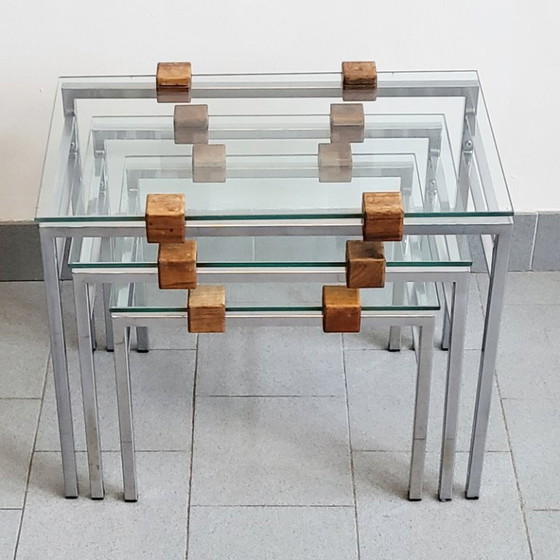 Image 1 of SET DI 3 TAVOLINI IMPILABILI SCANDINAVI VINTAGE ANNI '60 IN TEAK, ACCIAIO E VETRO ANNI '60